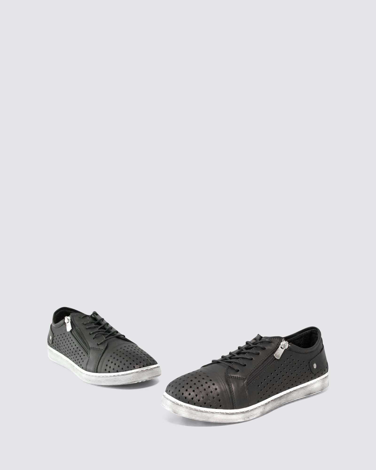 EG17 SNEAKERS BLACK LEATHER