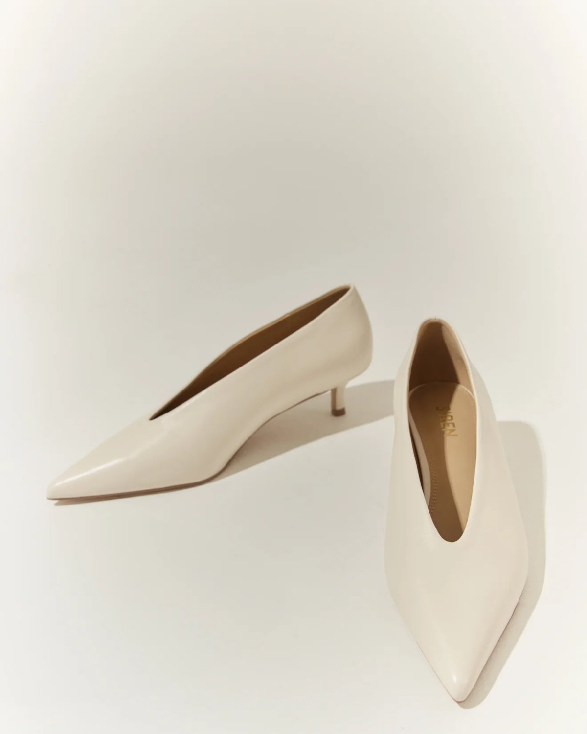 FLYNN POINT TOE PUMPS CREAM WHITE LEATHER