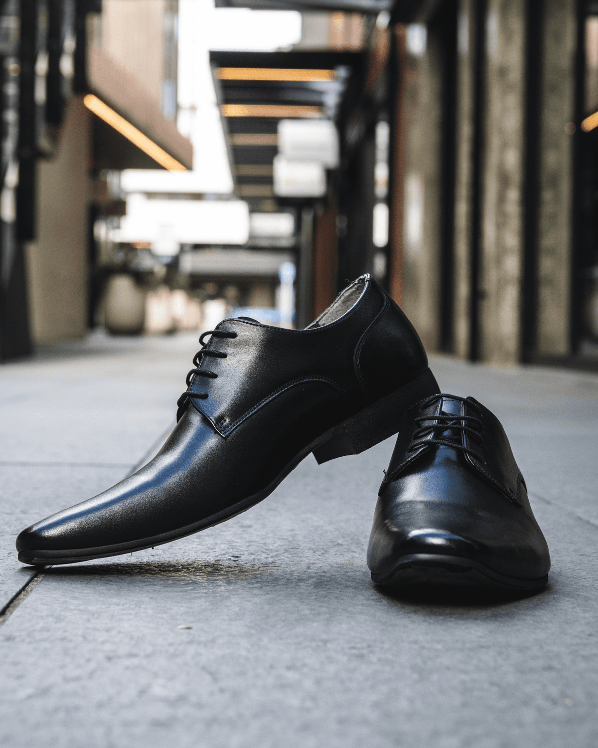 GRAND BLACK JULIUS MARLOW ANDREA BIANI Andrea Biani