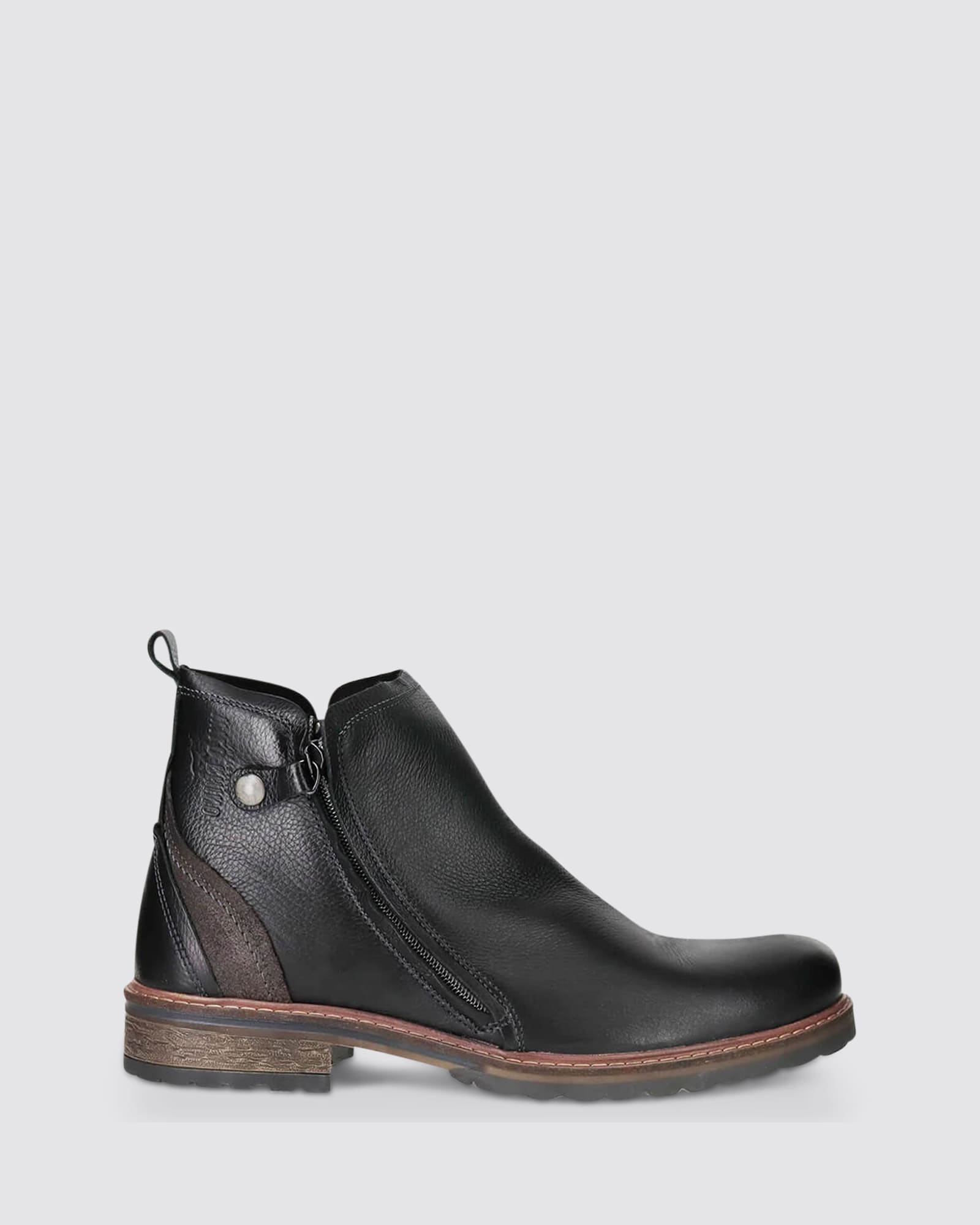 HUNTER BLACK