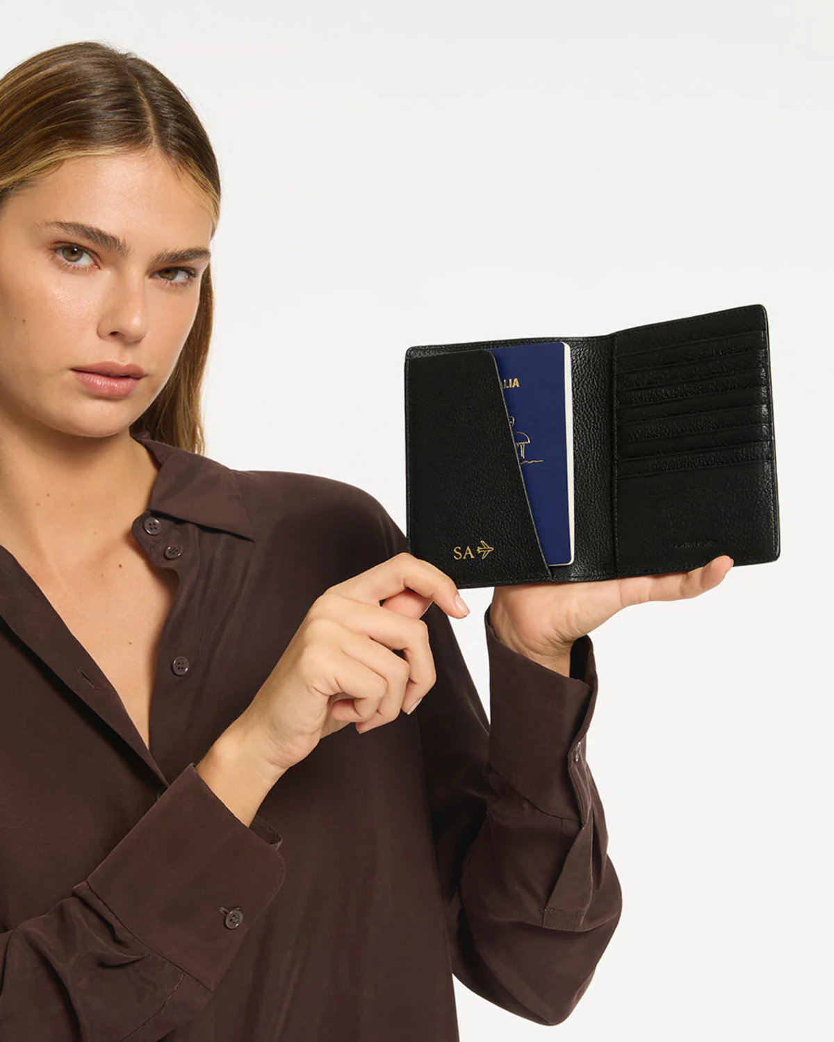 IN TRANSIT PASSPORT WALLET BLACK