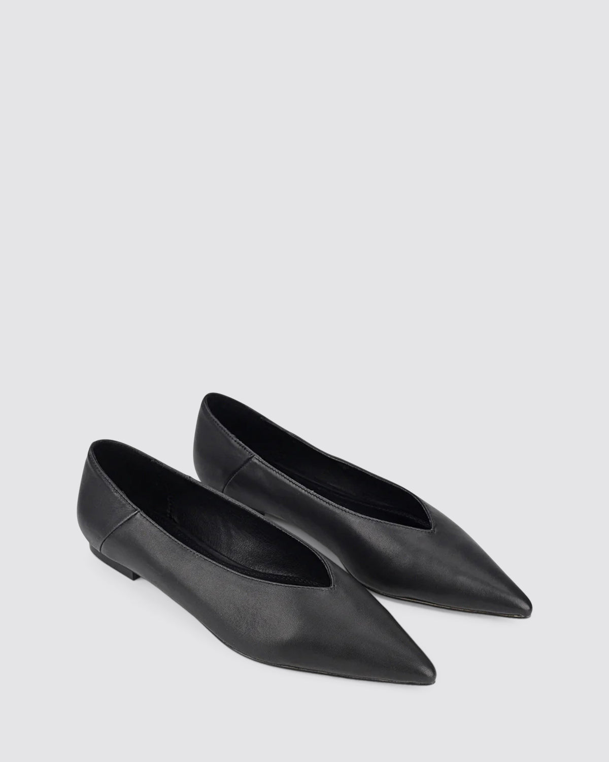 LOCKE FLAT PUMPS BLACK LEATHER