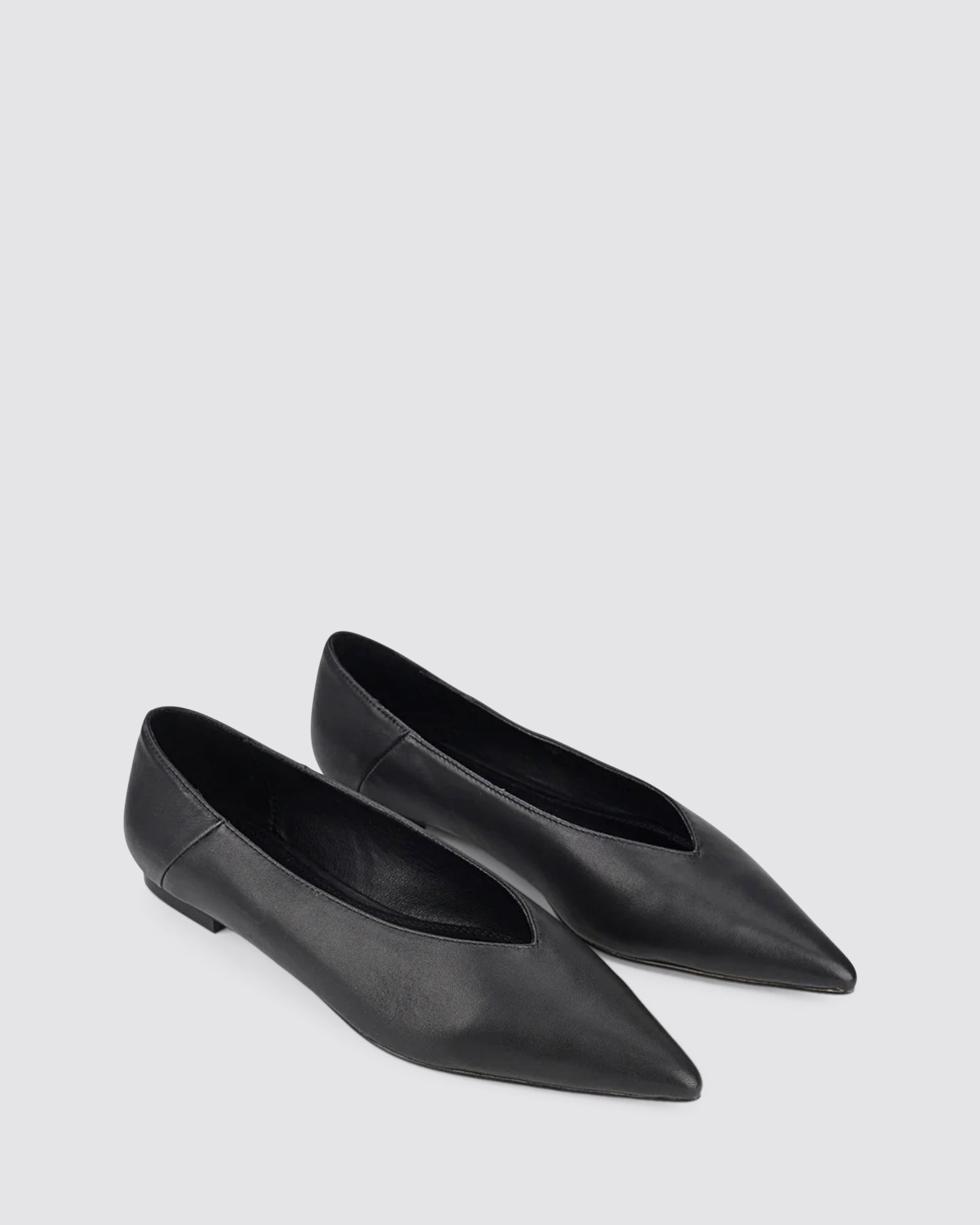LOCKE FLAT PUMPS BLACK LEATHER