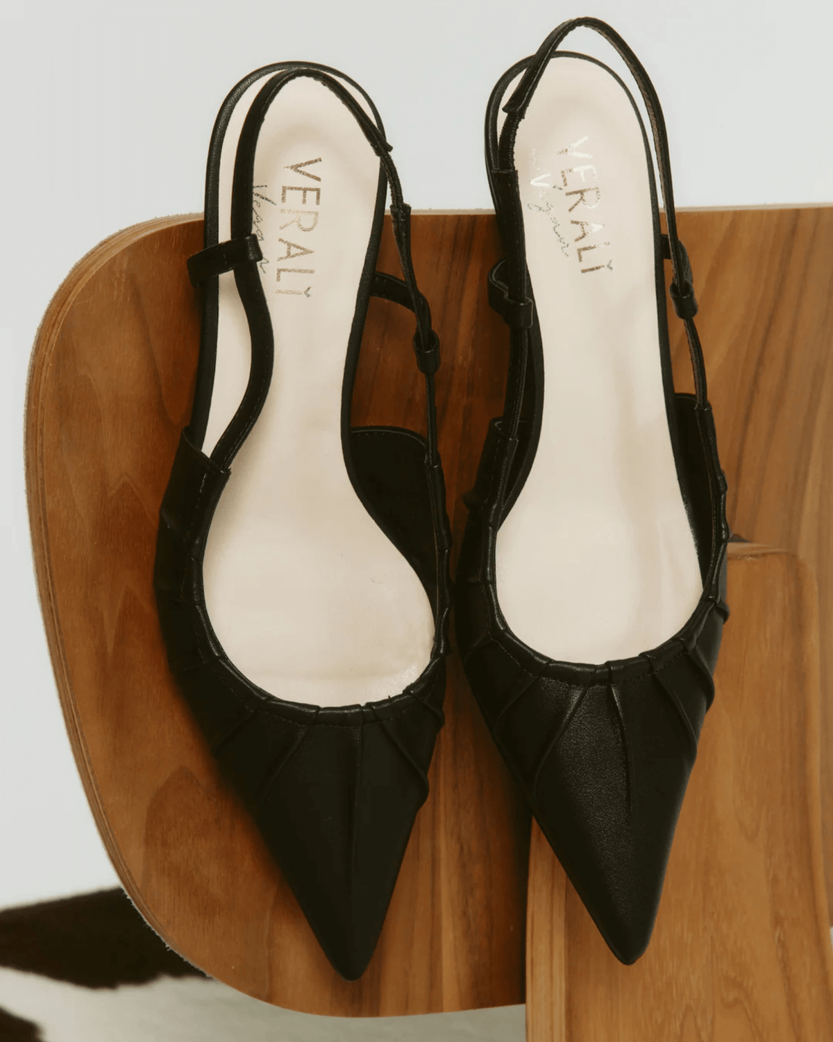 LUCIUS KITTEN HEELS BLACK