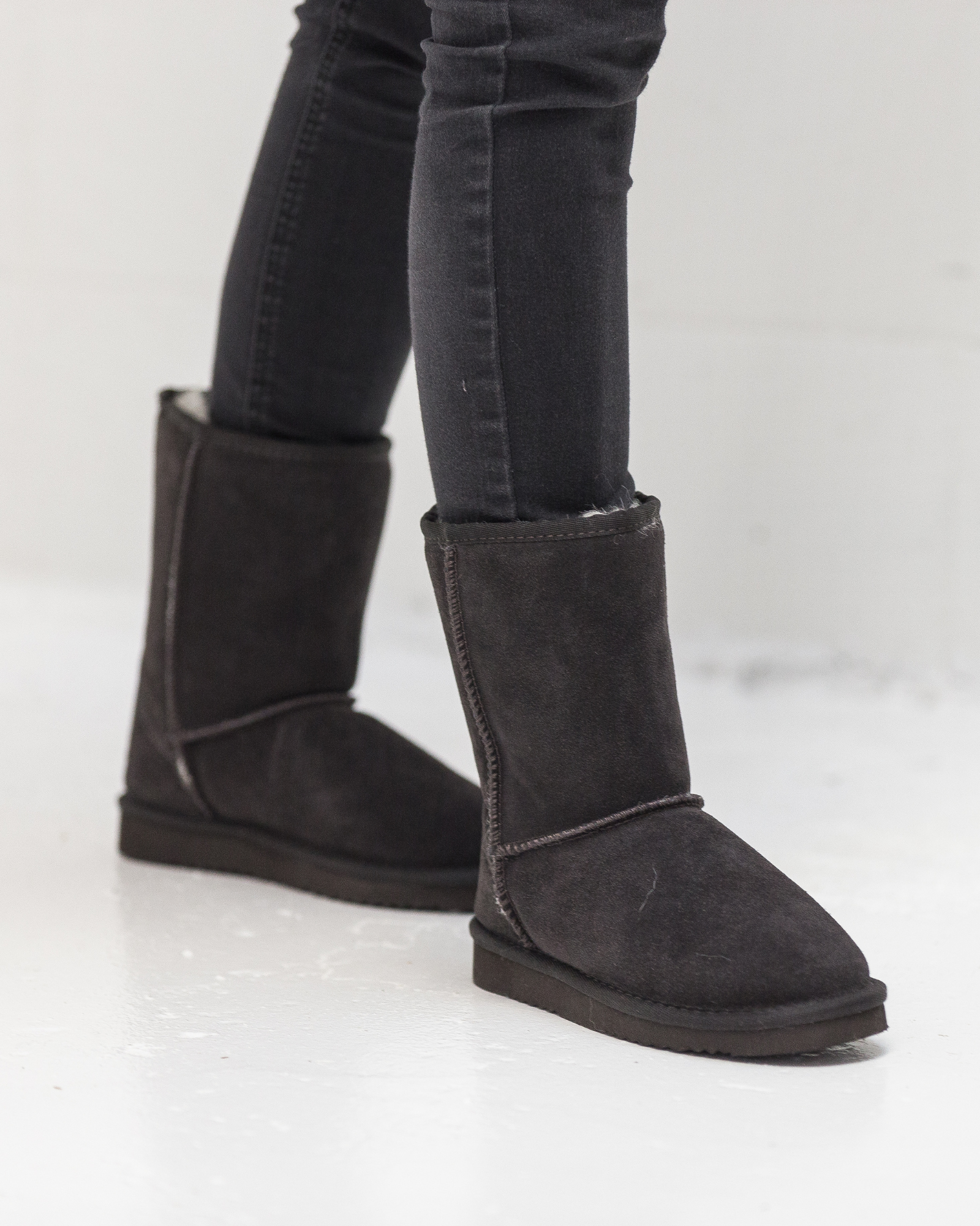 PUNGA SHORT CHOCOLATE