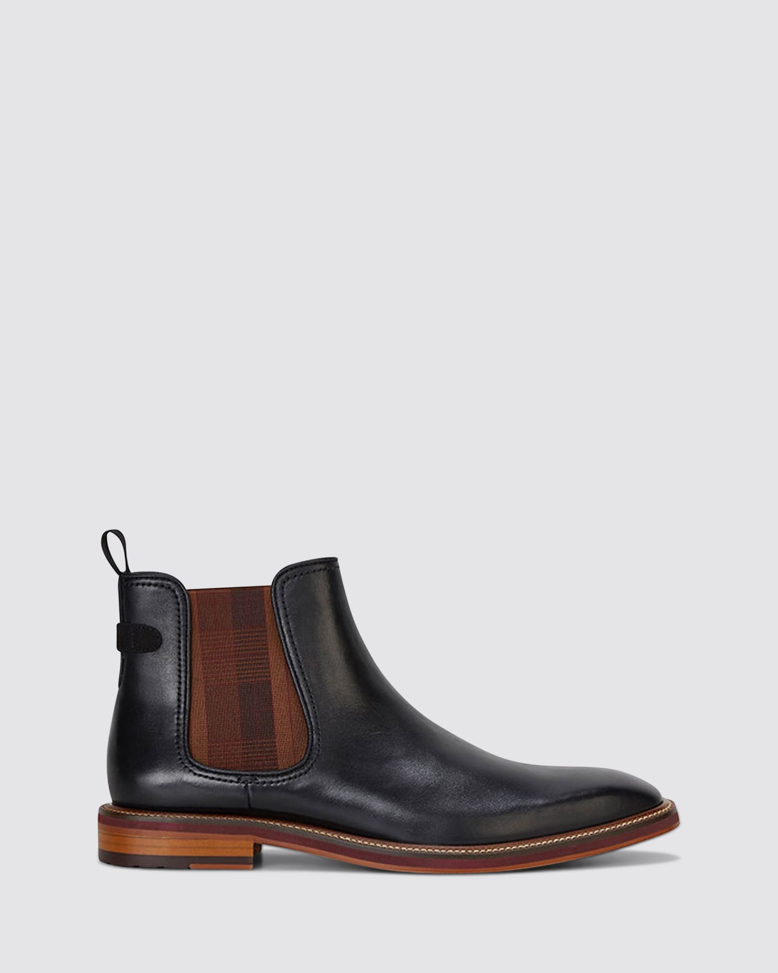 SCUTTLE BLACK