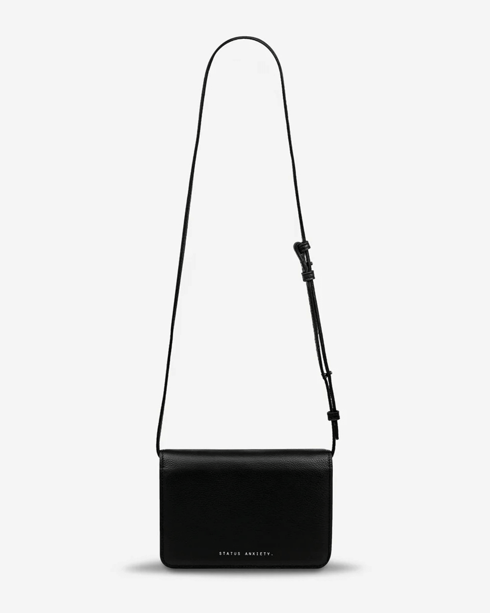 SHE BURNS BAG BLACK