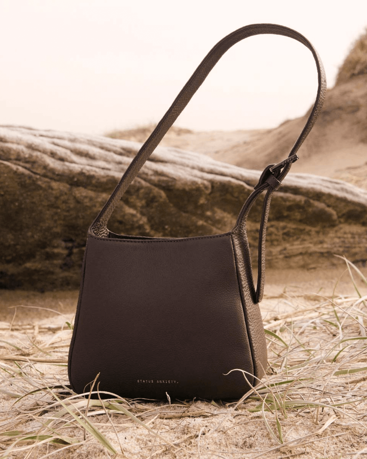 SLIPPING AWAY BAG COCOA