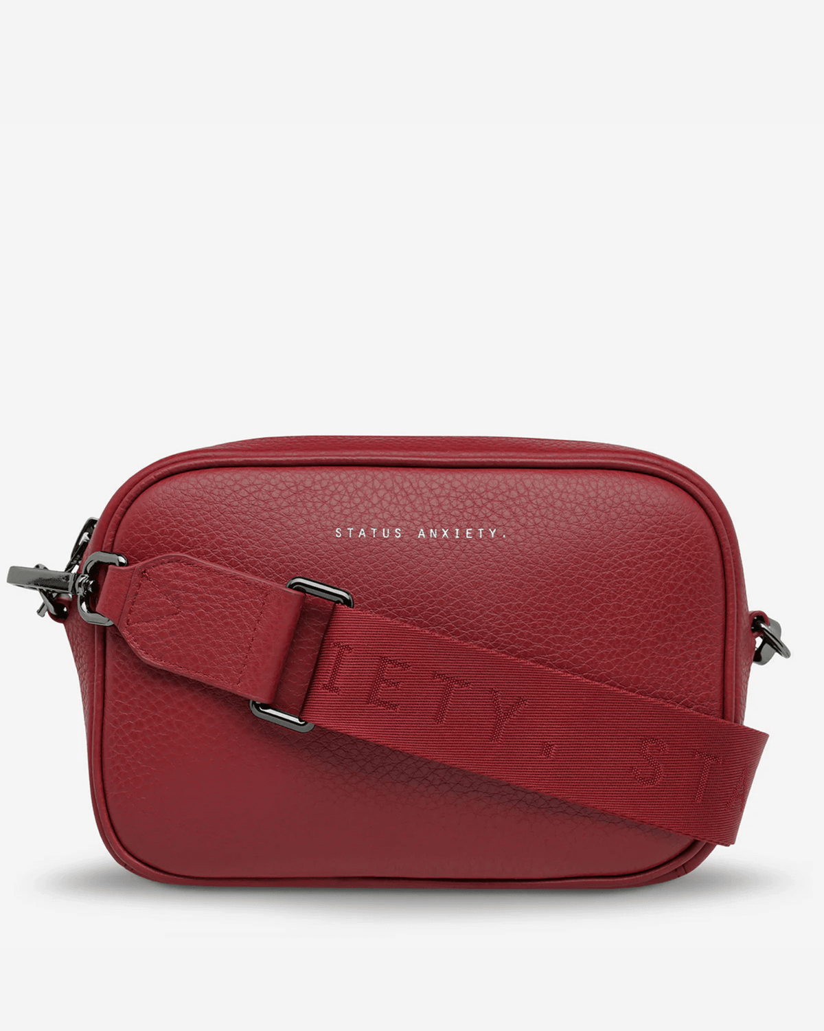 PLUNDER BAG ROUGE WITH WEBBED STRAP