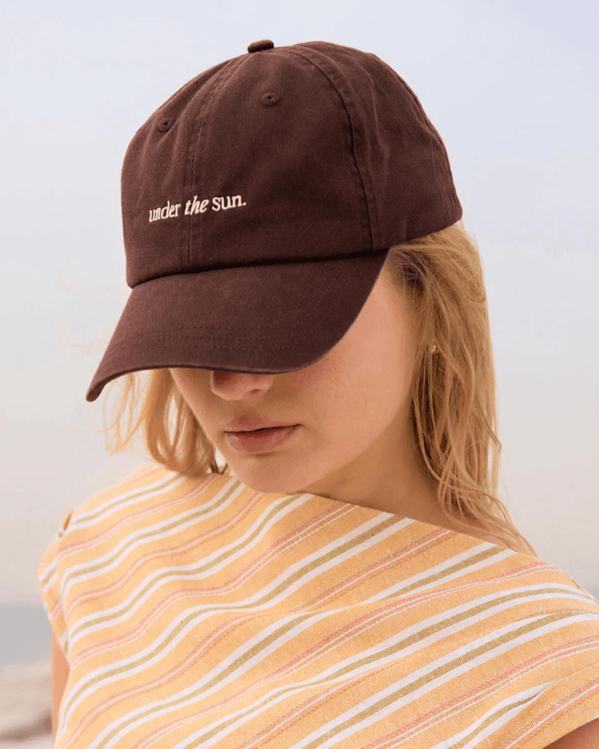 UNDER THE SUN LOGO CAP BARK