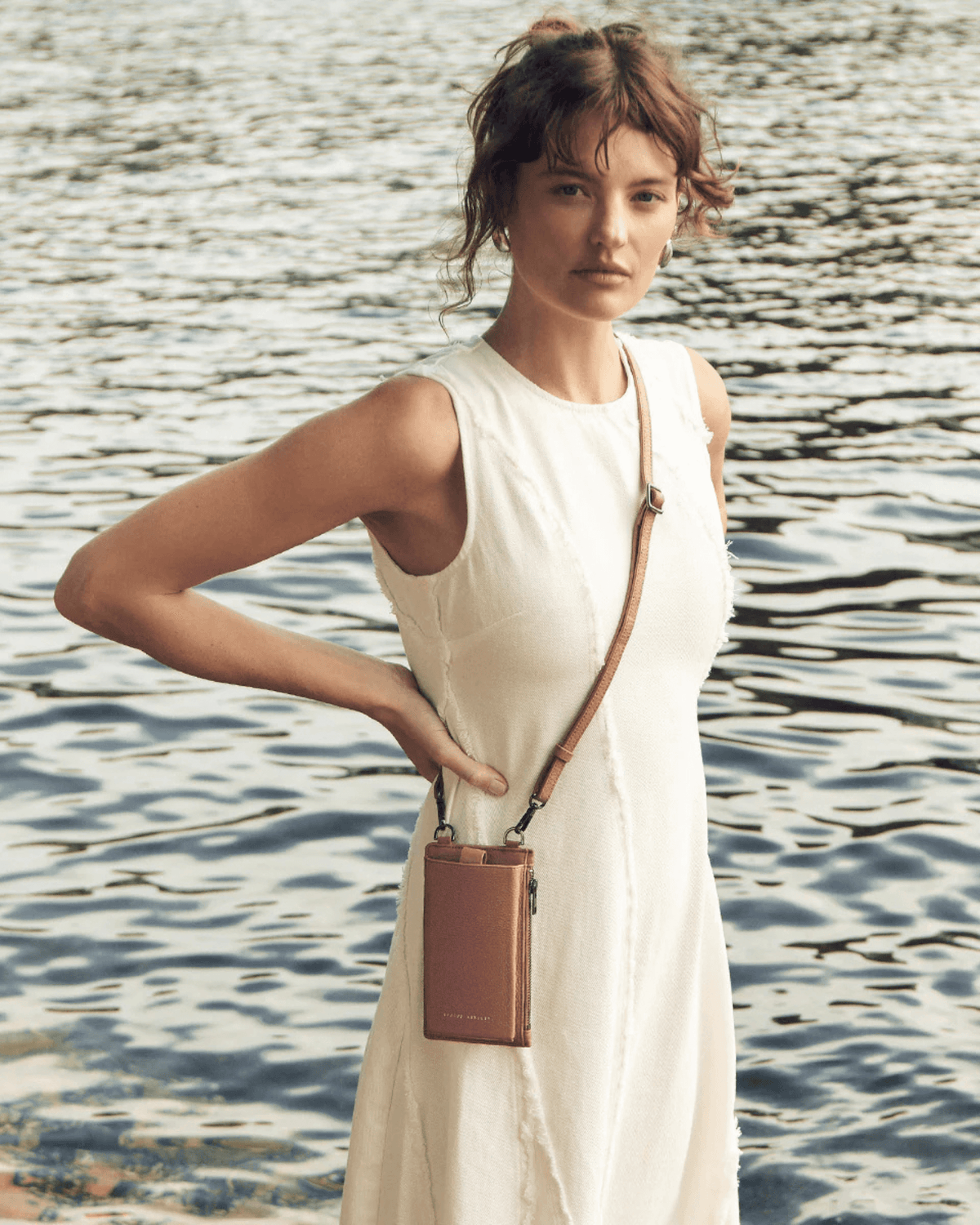 VOYAGER BAG DUSTY ROSE