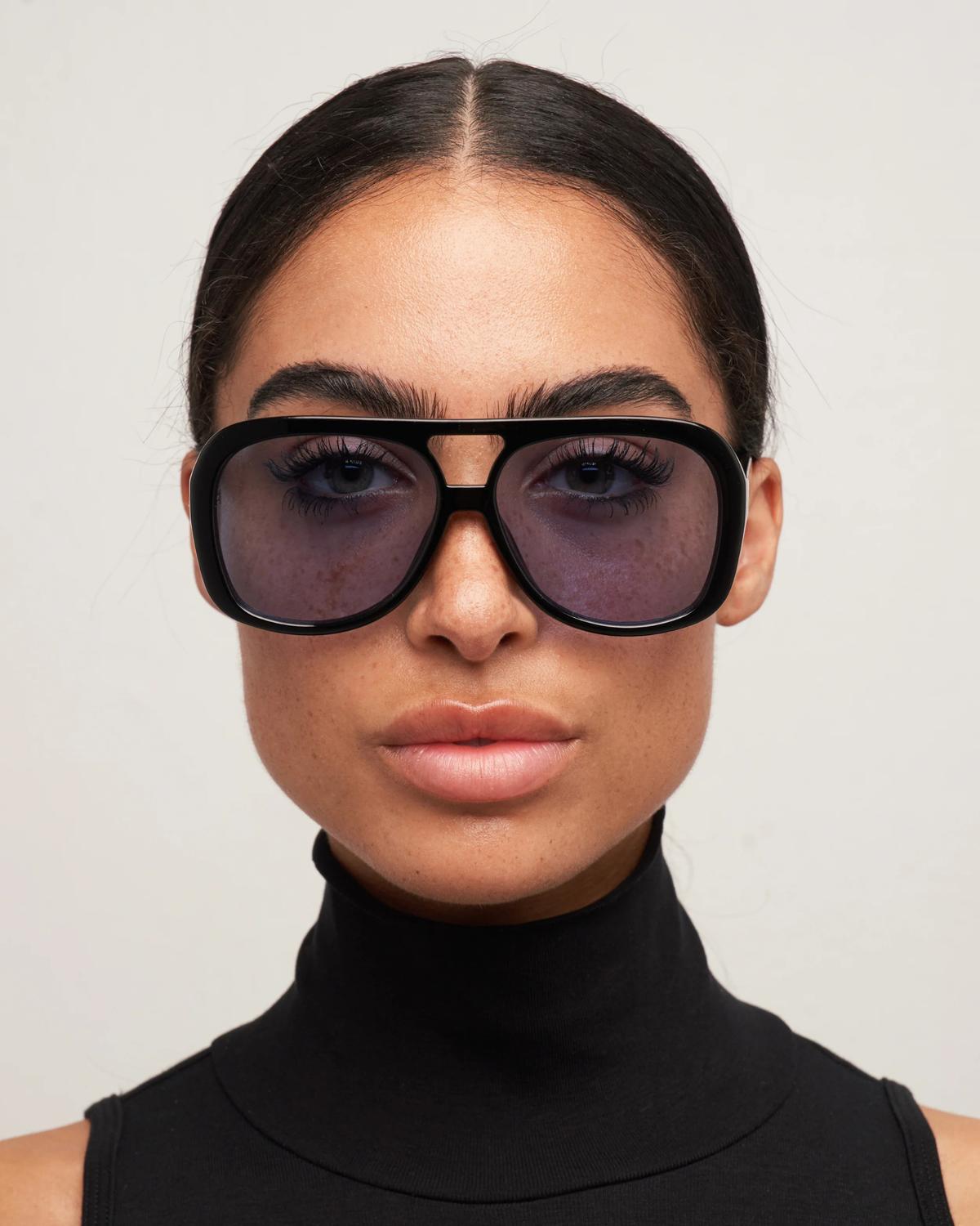 YARA SUNGLASSES BLACK/LIGHT BLUE